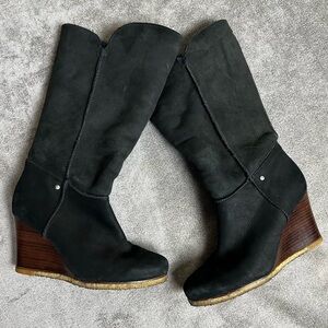 UGG Black Suede and Sheepskin Boots Size 8